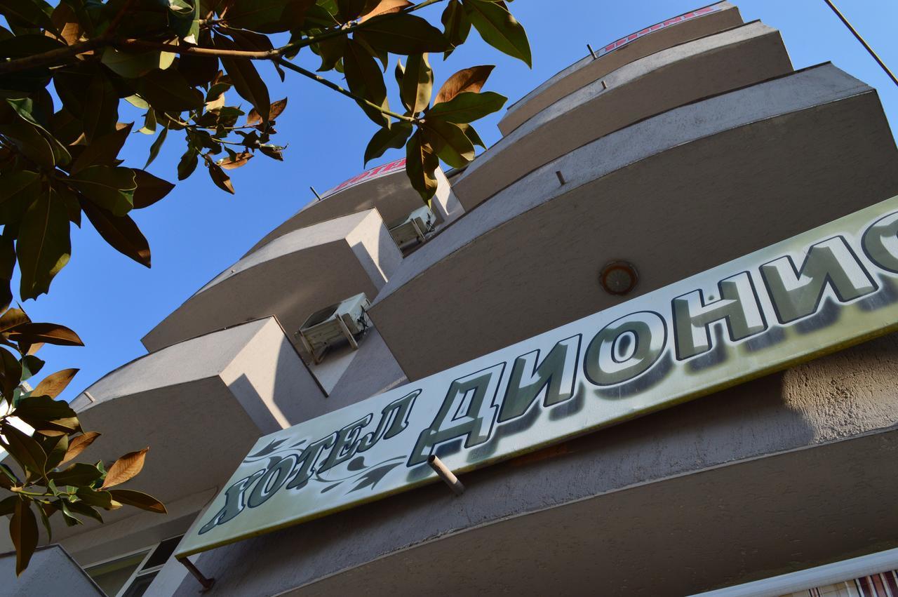 Dionis Hotel Петріч Екстер'єр фото