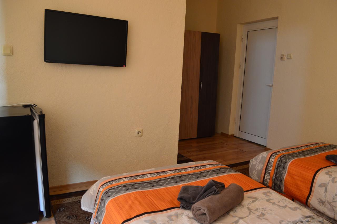 Dionis Hotel Петріч Екстер'єр фото