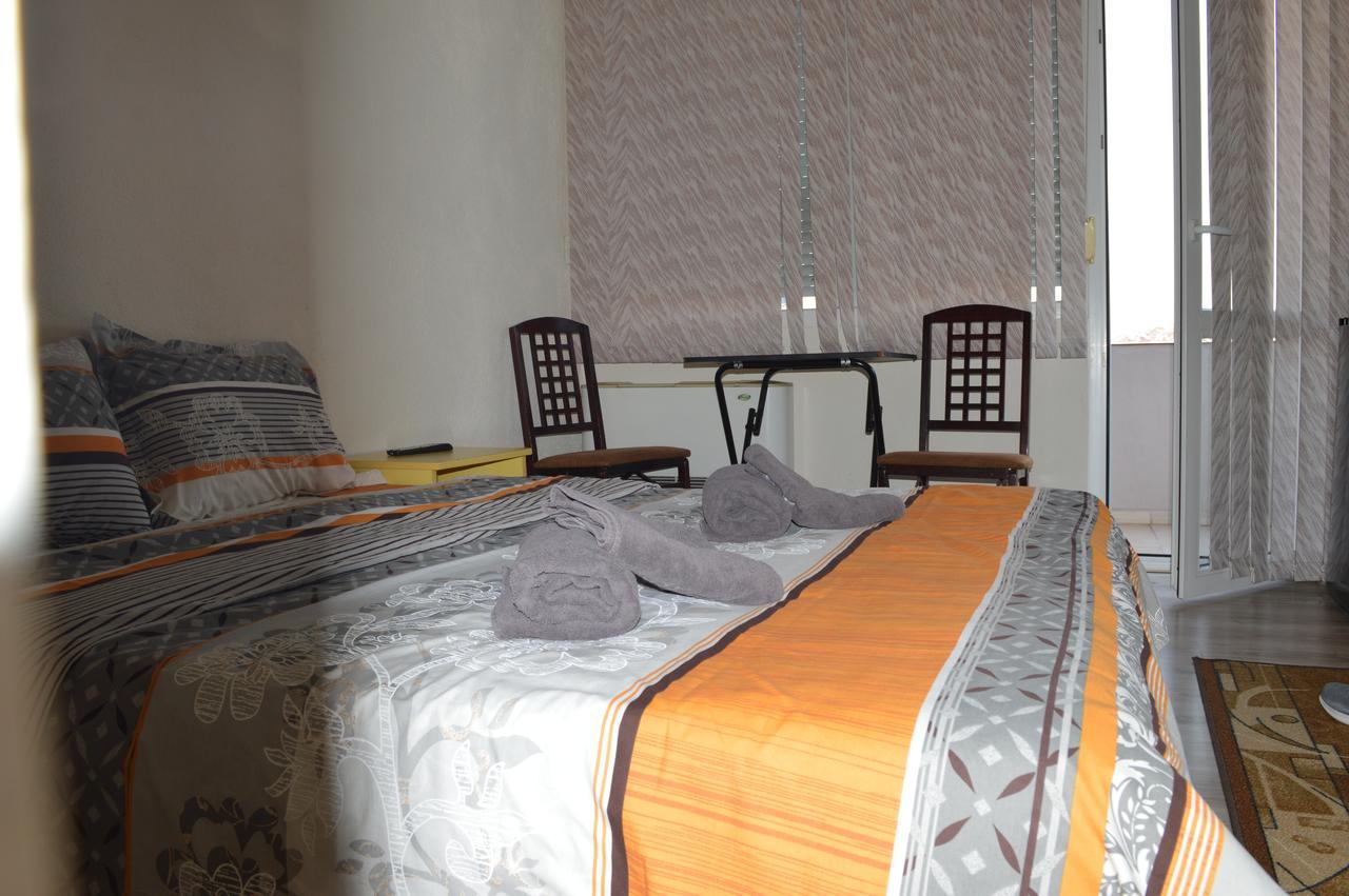 Dionis Hotel Петріч Екстер'єр фото